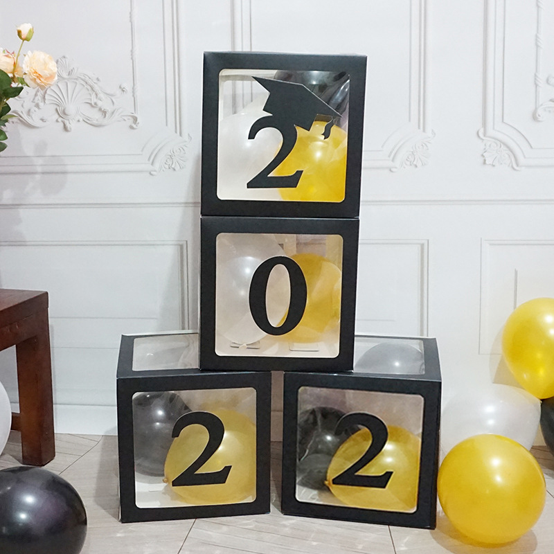 2022 graduation party decoration