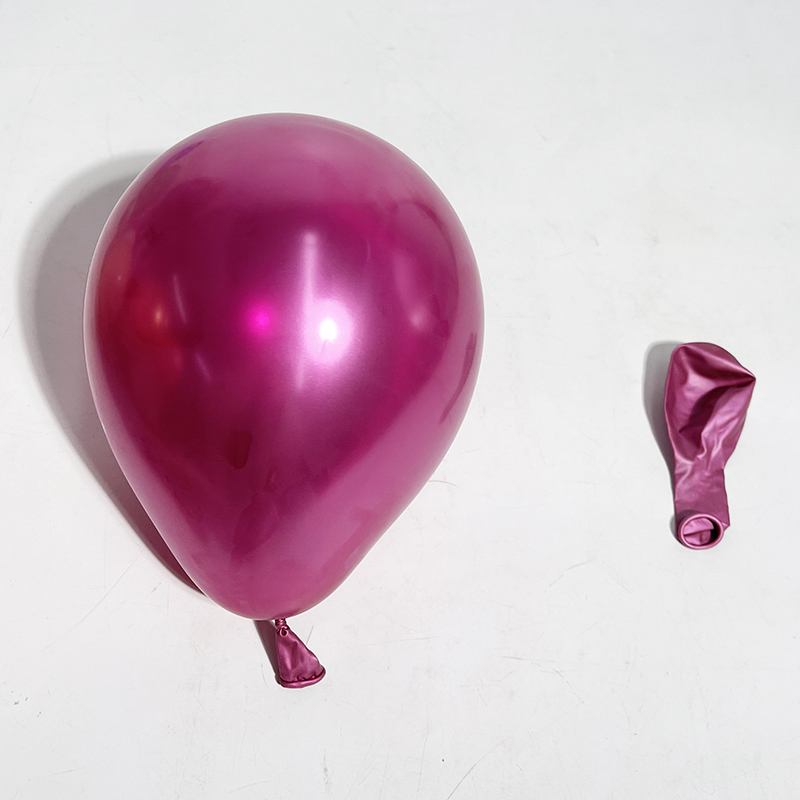 Magenta balloon