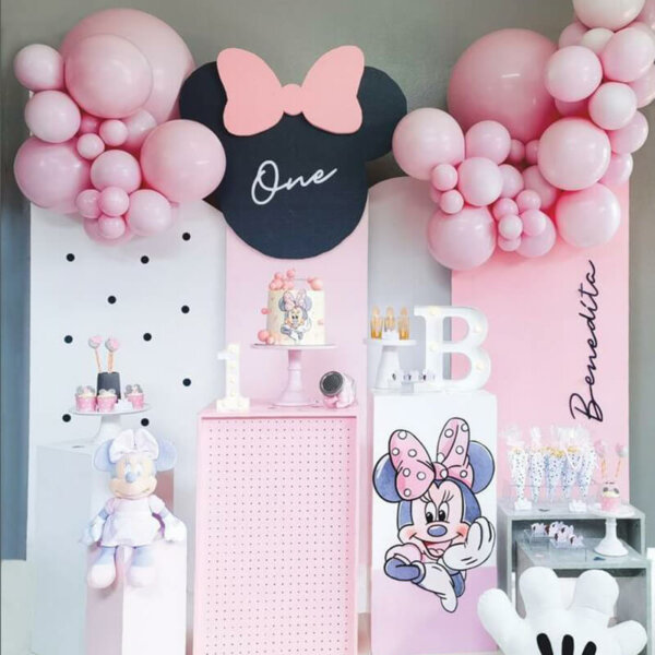 Minnie Mouse decorations